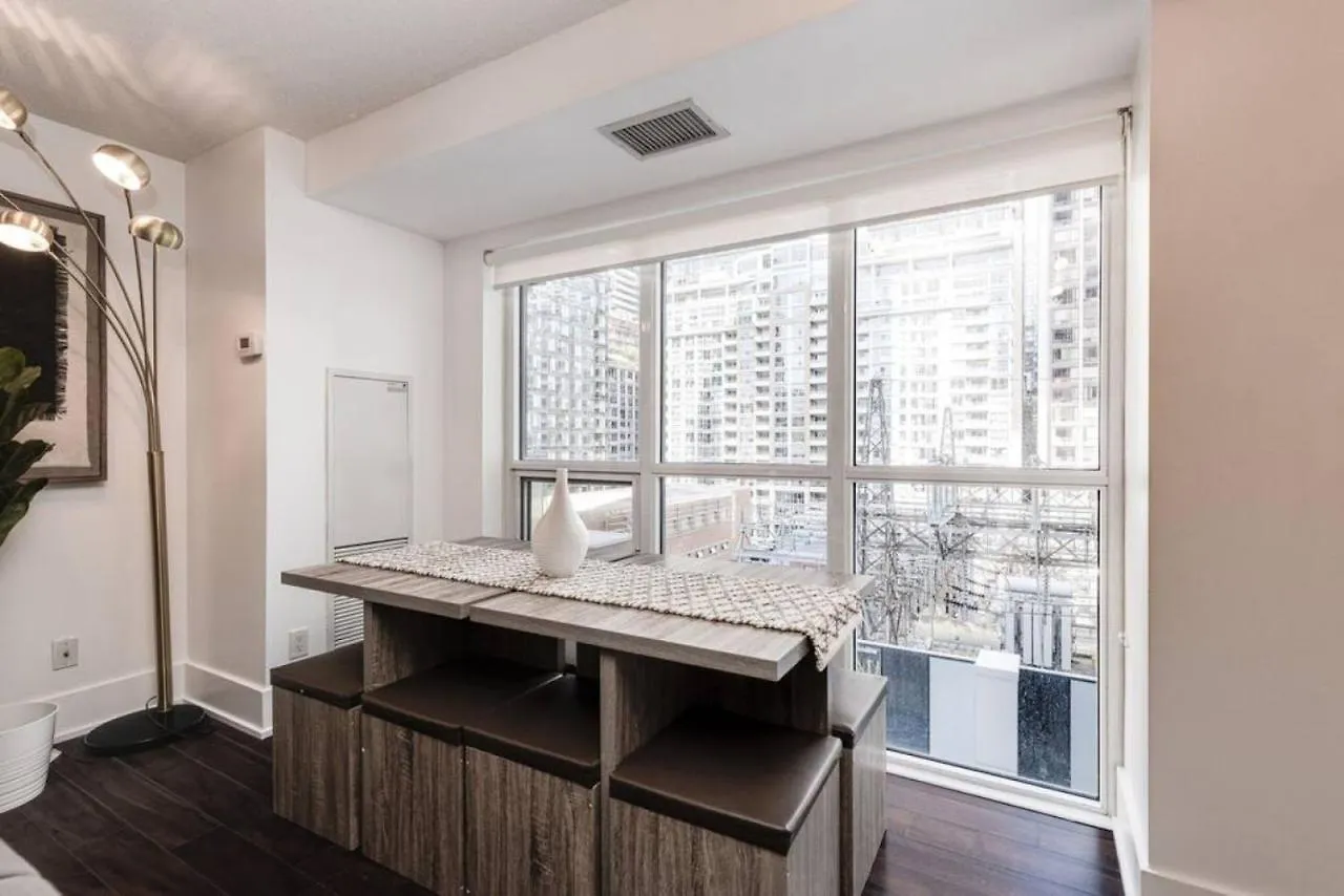 3Br Rooftop Pool Gym Steps To Mtcc And Cn Tower With Parking Toronto 0*,